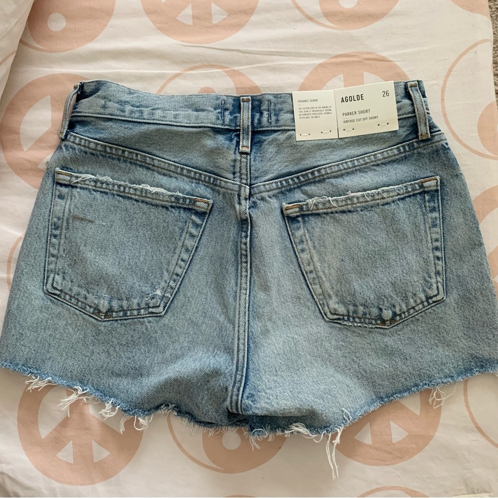 🌜NEW AGOLDE Parker Vintage Cut Off Short in Encore - Picture 4 of 9